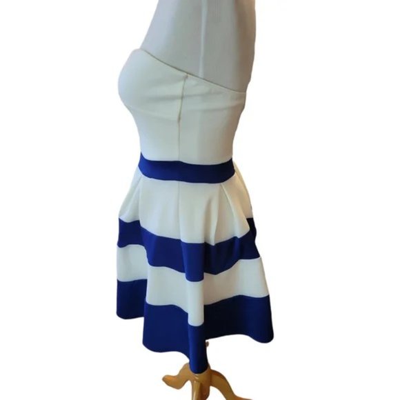 Windsor Women's White & Blue Striped Fit & Flare Strapless Dress Size Medium - Picture 4 of 7